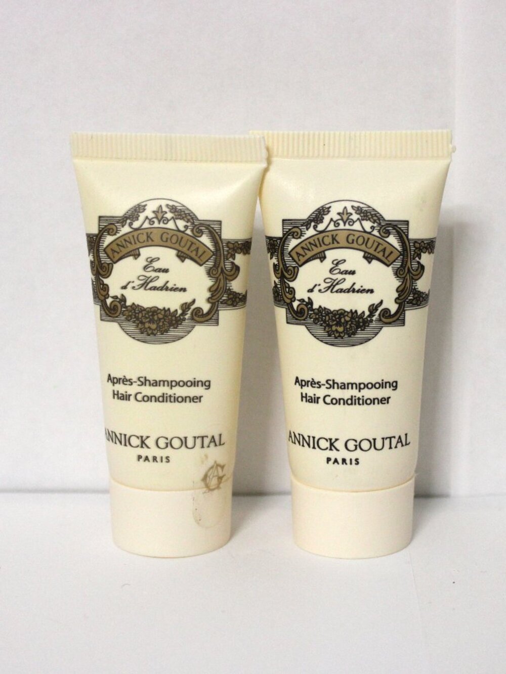 ANNICK GOUTALHAOR CONDITIONER  0.85OZ LOT OF 2PC